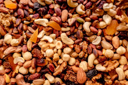 Healthy Protein Snacks: Dietitian-Approved List With Portions