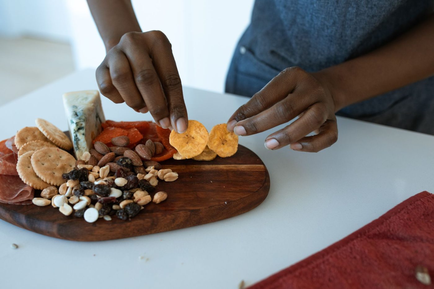 Healthy Snacks: Dietitian-Approved List With Portions